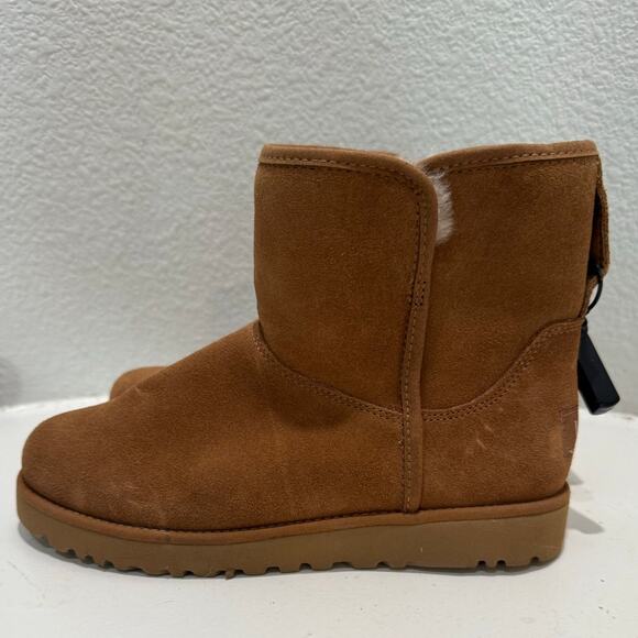 UGGS Cory II New $150 Genuine Shearling Lined Boot Fall Winter Chestnut Size 5.5 - Picture 9 of 9
